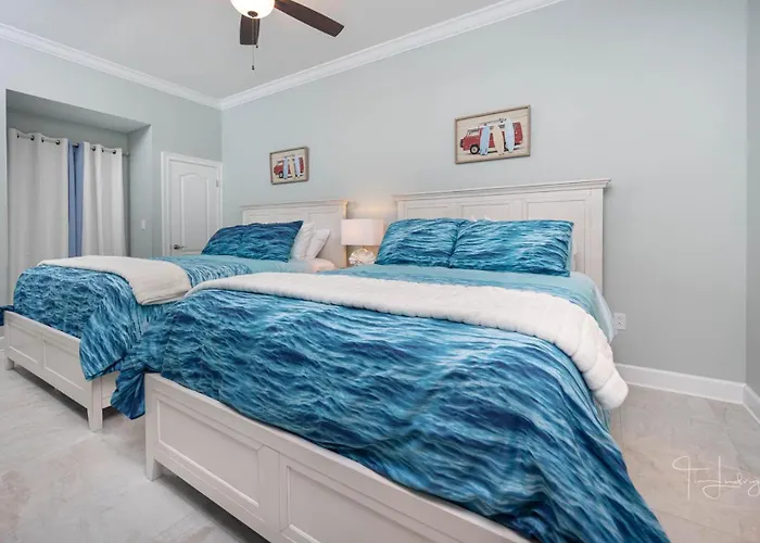 Phoenix Gulf Towers 1806 Apartment