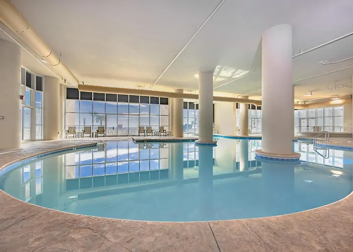 Phoenix Gulf Towers 1806 Apartment *